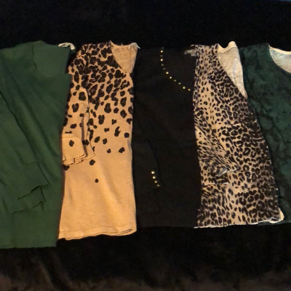 Sweater bundle 5 for $75 size Medium
